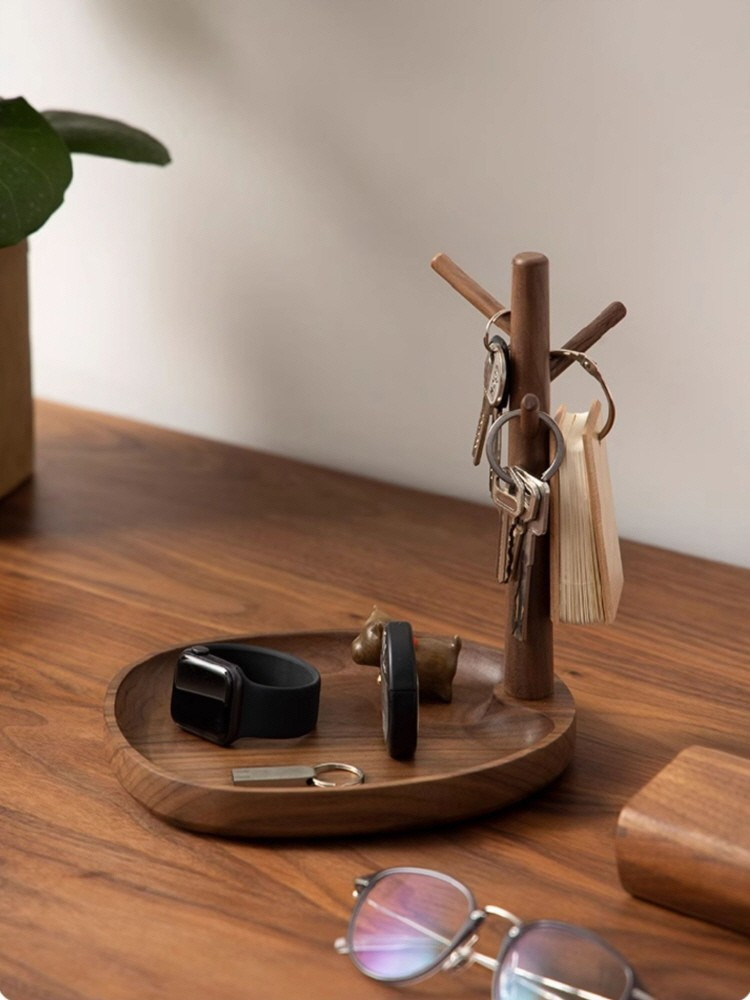Sophisticated Round Key Tray (Walnut)